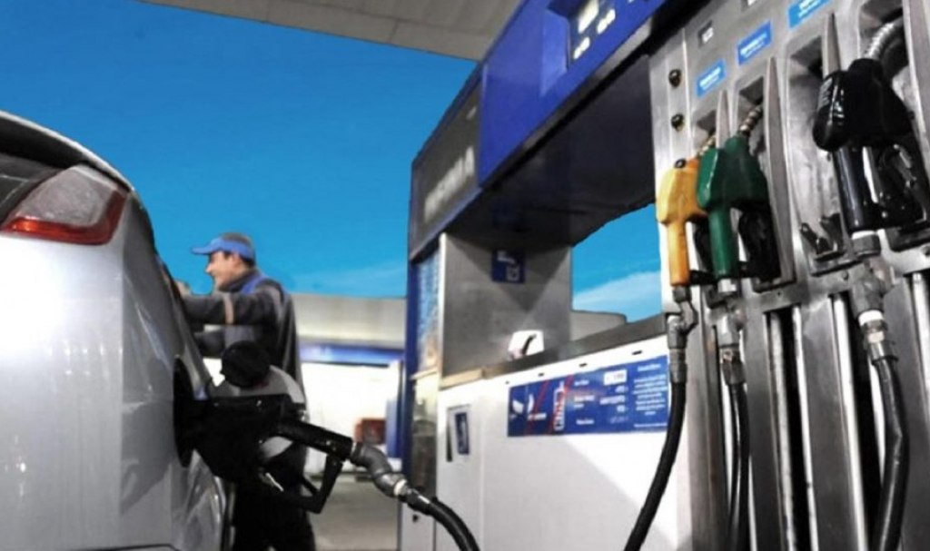 Combustibles: El incremento es cerca del 3% y todas las variedades superan los 1.000 pesos