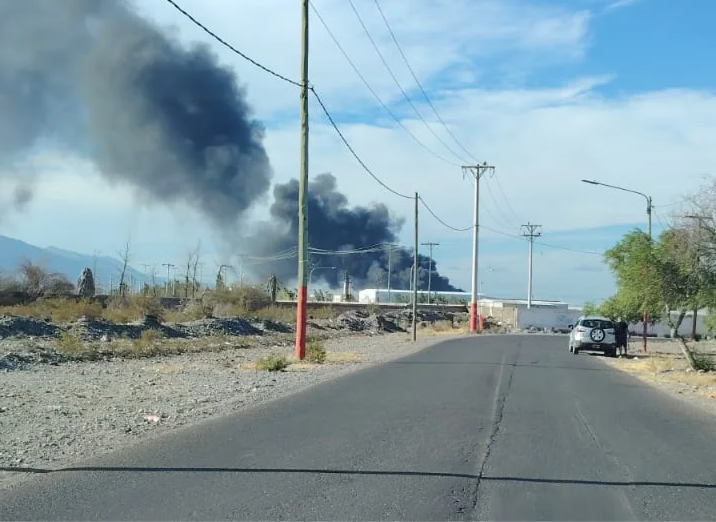 Otro incendio en el Parque Industrial: aseguran que se trató de un acopio de cubiertas