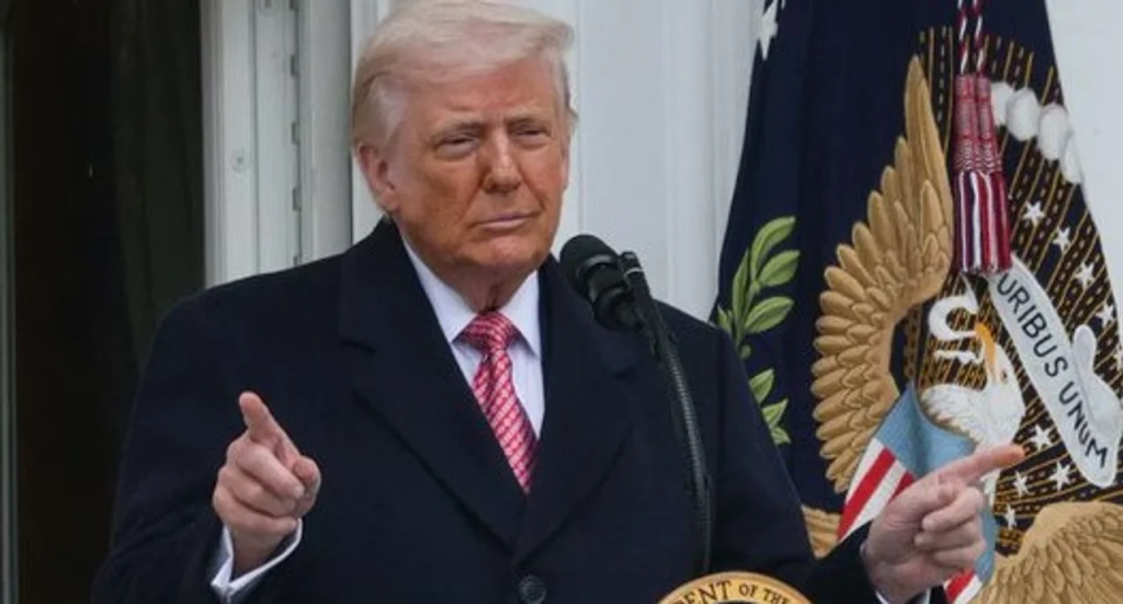 Trump anticipó que Estados Unidos dejará Irán «en dos o tres semanas»